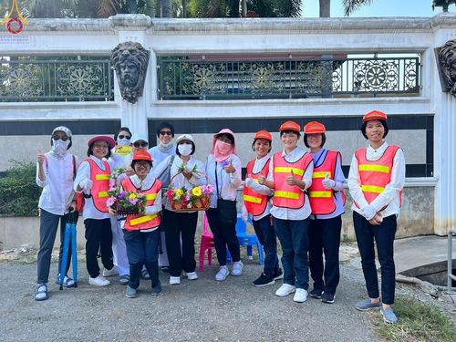 ภาพ No.108688:V.6 บุญเข้า การเตรียมงาน เก็บงาน การรับบุญของเจ้าหน้าที่หน่วยงานต่างๆ เพื่อโครงการธรรมยาตรา กตัญญูบูชามหาปูชนียาจารย์ พระมงคลเทพมุนี (สด จนฺทสโร) พระผู้ปราบมาร อนุสรณ์สถาน 7 แห่ง ปีที่ 12 ระหว่างวันที่ 2 - 31 มกราคม พ.ศ.2567