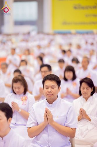 ภาพ No.277175:วันอาทิตย์ที่ 7 ธันวาคม พ.ศ. 2568 พิธีบูชาข้าวพระ ณ สภาธรรมกายสากล วัดพระธรรมกาย
