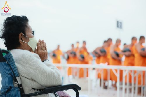 ภาพ No.118077:พิธีถวายภัตตาหารเป็นสังฆทาน แด่คณะพระธรรมยาตรา ปีที่ 12 วันที่ 24 มกราคม พ.ศ. 2567 ณ อนุสรณ์สถานบางนางแท่น จ.นครปฐม