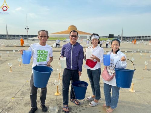 ภาพ No.138062:V.42 ก่อน กลาง เก็บ บุญวันวิสาขบูชา การเตรียมงาน การปฏิบัติงาน และการเก็บงาน ของเจ้าหน้าที่หน่วยงานต่างๆ วันวิสาขบูชา พุธที่ 22 พฤษภาคม พ.ศ. 2567