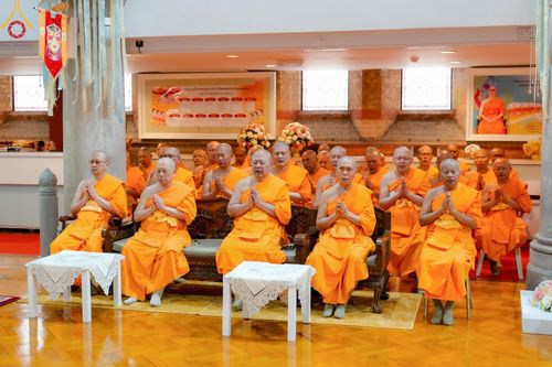 ภาพ No.142608:พิธีพัทธสีมา ประดิษฐานลูกนิมิตมหาสมบัติ สถาปนาอุโบสถวัดพระธรรมกายลอนดอน บูชาธรรม 80 ปี หลวงพ่อธัมมชโย วันเสาร์ที่ 22 มิถุนายน พ.ศ. 2567