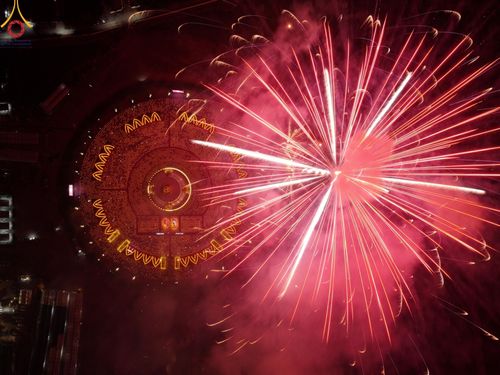 ภาพ No.200640:พิธีจุดประทีปถวายเป็นพุทธบูชา และบูชาธรรมมหาปูชนียาจารย์ ณ อนุสรณ์สถานบางปลา วัดบางปลา อำเภอบางเลน จังหวัดนครปฐม ในโครงการธรรมยาตรา กตัญญูบูชา มหาปูชนียาจารย์ พระมงคลเทพมุนี(สด จนฺทสโร) พระผู้ปราบมาร อนุสรณ์สถาน 7 แห่ง ปีที่ 13 วันที่ 23 มกราคม พ.ศ. 2568