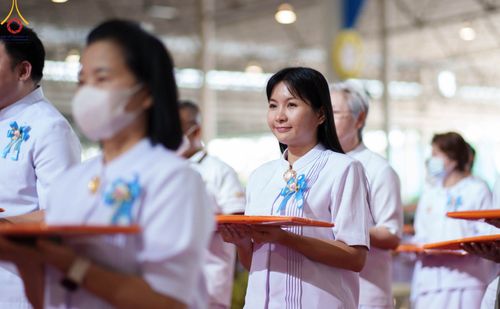 ภาพ No.99823:พิธีทอดผ้าป่า ต้นสมบัติจักรพรรดิ ในวันอาทิตย์ที่ 3 ธันวาคม พ.ศ. 2566 ณ สภาธรรมกายสากล วัดพระธรรมกาย จ.ปทุมธานี