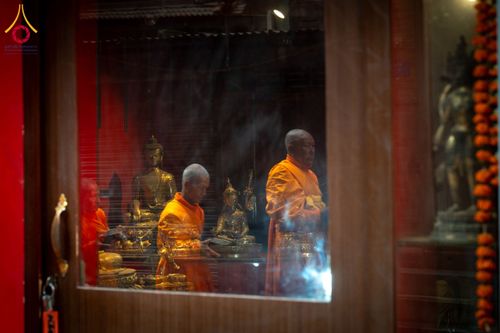 ภาพ No.132571:สามเณรเนปาล บิณฑบาต ย่านทาเมล เมืองกาฐมาณฑุ และเมืองปาฏัน ในโครงการบรรพชา 1,250 รูป ประเทศเนปาล วันที่ 20 มีนาคม พ.ศ. 2567