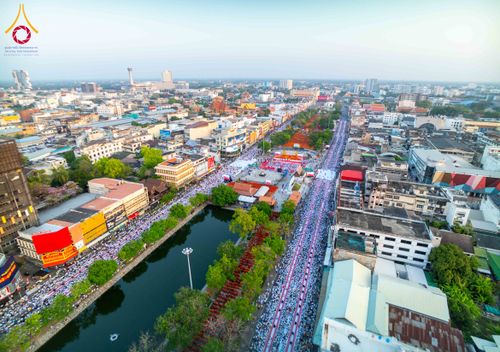 ภาพ No.312751:วันอาทิตย์ที่ 8 มีนาคม พ.ศ.2569 ทำบุญเมืองนครราชสีมา 558 ปี ตักบาตรพระ 10,000 รูป (ภาพชุดที่ 2)