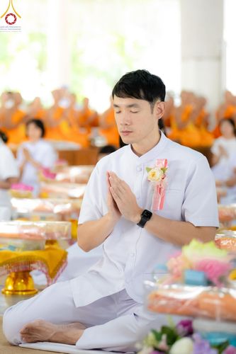 ภาพ No.143216:พิธีถวายภัตตาหารเพื่อเป็นกำลังแห่งการเข้าถึงธรรม ของพระภิกษุสามเณร วัดพระธรรมกาย วันเสาร์ที่ 6 กรกฏาคม พ.ศ. 2567 ณ หอฉันคุณยายอาจารย์ วัดพระธรรมกาย จ.ปทุมธานี