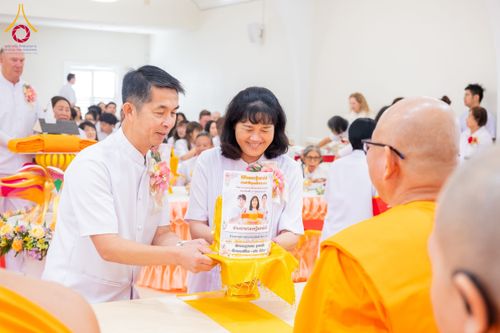 ภาพ No.175046:พิธีทอดกฐิน วัดพระธรรมกายซิลิคอนวัลเลย์ มลรัฐแคลิฟอร์เนีย ประเทศสหรัฐอเมริกา บูชาธรรม 80 ปี หลวงพ่อธัมมชโย โดยคณะศิษยานุศิษย์วัดพระธรรมกาย วันที่ 27 ตุลาคม พ.ศ. 2567