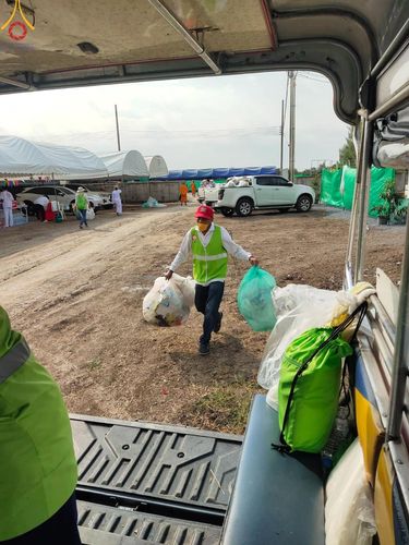 ภาพ No.119711:V.19 แกล้วกล้า การเตรียมงาน เก็บงาน การรับบุญของเจ้าหน้าที่หน่วยงานต่างๆ เพื่อโครงการธรรมยาตรา กตัญญูบูชามหาปูชนียาจารย์ พระมงคลเทพมุนี (สด จนฺทสโร) พระผู้ปราบมาร อนุสรณ์สถาน 7 แห่ง ปีที่ 12 ระหว่างวันที่ 2 - 31 มกราคม พ.ศ.2567