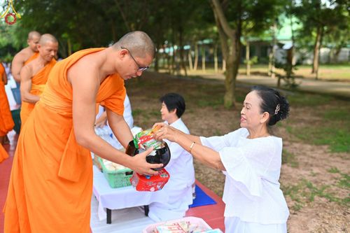ภาพ No.153455:โครงการปฏิบัติธรรม อุบาสกแก้ว อุบาสิกาแก้ว รุ่นที่ 1 จัดขึ้น ณ ศูนย์ปฏิบัติธรรมพนมสารคาม (เพชรตะวัน)  จังหวัดฉะเชิงเทรา ระหว่างวันที่ 6-8 กันยายน พ.ศ. 2567