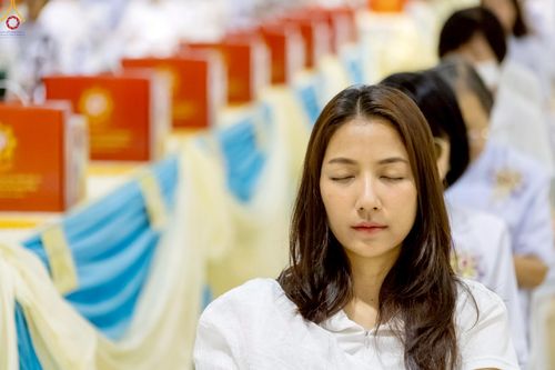 ภาพ No.236095:วันที่ 3 สิงหาคม พ.ศ. 2568 พิธีบูชาข้าวพระ ณ สภาธรรมกายสากล วัดพระธรรมกาย