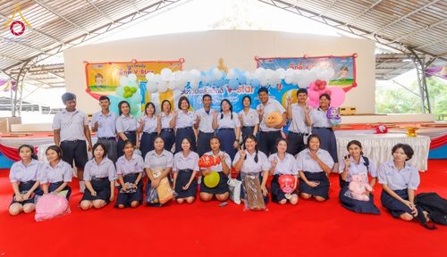 ภาพ No.183953:วันรวมพลังเด็กดี V-Star ผู้นำฟื้นฟูศีลธรรมโลก ครั้งที่ 17 ประจำปี 2567 จังหวัดราชบุรี ในวันที่ 26 พฤศจิกายน พ.ศ. 2567 ณ ศูนย์อบรมเยาวชนผาสุกวนิช อำเภอเมือง จังหวัดราชบุรี