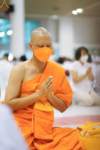 ภาพ No.101696:พิธีขอบรรพชา, พิธีขอสรณคมน์และศีล, พิธีถวายบาตร ในโครงการอุปสมบทหมู่ รุ่นบูชาธรรมมหาปูชนียาจารย์ ณ วัดพระธรรมกาย วันที่ 9 ธันวาคม พ.ศ. 2566