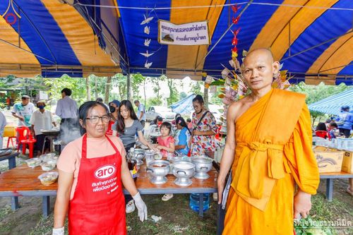 ภาพ No.166280:พิธีทอดกฐิน ณ วัดเจริญธรรมนิมิตร จ.ราชบุรี ในโครงการกฐินสามัคคีทั่วไทย 30,000 วัด บูชาธรรม 80 ปี หลวงพ่อธัมมชโย โดยคณะศิษยานุศิษย์วัดพระธรรมกาย วันที่ 20 ตุลาคม พ.ศ. 2567