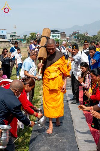 ภาพ No.132074:พิธีต้อนรับ พระ-สามเณร ธรรมยาตรา ในโครงการบรรพชา 1,250 รูป ณ แดนประสูติ สวนลุมพินี ประเทศเนปาล วันที่ 16-17 มีนาคม พ.ศ. 2567