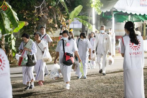 ภาพ No.115809:V.15 สามัคคี การเตรียมงาน เก็บงาน การรับบุญของเจ้าหน้าที่หน่วยงานต่างๆ เพื่อโครงการธรรมยาตรา กตัญญูบูชามหาปูชนียาจารย์ พระมงคลเทพมุนี (สด จนฺทสโร) พระผู้ปราบมาร อนุสรณ์สถาน 7 แห่ง ปีที่ 12 ระหว่างวันที่ 2 - 31 มกราคม พ.ศ.2567