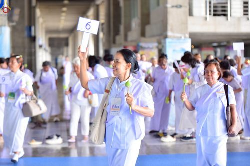 ภาพ No.242799:วันที่ 29-31 สิงหาคม พ.ศ. 2568 องค์กรภาคีเครือข่าย “บวร” (บ้าน-วัด-โรงเรียน-ราชการ) อ.คลองหลวง จัดบวชอุบาสิกาแก้ว ถวายพระราชกุศลแด่สมเด็จพระพันปีหลวง - กตัญญูบูชาแด่ผู้มีพระคุณ