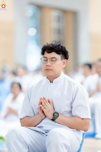 ภาพ No.225423:วันอาทิตย์ที่ 18 พฤษภาคม พ.ศ. 2568 พิธีร่วมบุญการศึกษา พระภิกษุ สามเณร ณ ห้องแก้วสารพัดนึก 2 วัดพระธรรมกาย