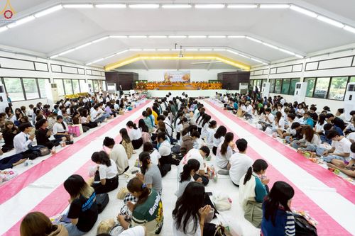 ภาพ No.243136:วันพฤหัสบดีที่ 4 กันยายน พ.ศ. 2568 เวลา 07.00-08.15 น. มหาวิทยาลัยเกษตรศาสตร์ กำแพงแสน ร่วมทำบุญตักบาตร Freshy KU85 พระสงฆ์ 85 รูป