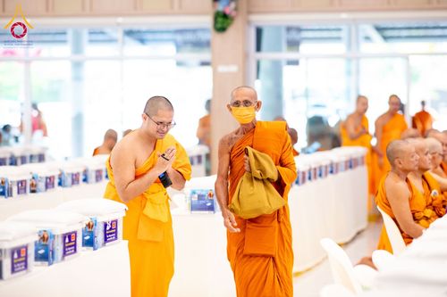 ภาพ No.156224:พิธีถวายสังฆทานแด่คณะสงฆ์ 323 วัด 4 จังหวัดชายแดนภาคใต้ ปีที่ 20 ครั้งที่ 173 พิธีมอบกองทุนหนุนแรงใจช่วยครูใต้ ปีที่ 17 ครั้งที่ 137 วันเสาร์ที่ 21 กันยายน พ.ศ.2567 ณ ศูนย์ปฏิบัติธรรมภาคใต้ อ.บางกล่ำ จ.สงขลา