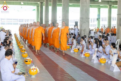 ภาพ No.144163:พิธีบรรพชาอุปสมบทหมู่ พระธรรมทายาทนานาชาติ(ภาษาจีน) รุ่น 19 ณ วัดพระธรรมกาย จ.ปทุมธานี วันเสาร์ที่ 13 กรกฎาคม พ.ศ. 2567