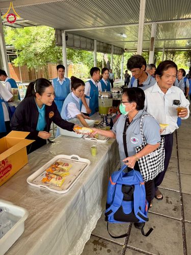 ภาพ No.259775:วันที่ 24 ตุลาคม พ.ศ. 2568 รพ.สต.คลองหนึ่ง อ.คลองหลวง สังกัด อบจ.ปทุมธานี จัดประชุมและมอบครุภัณฑ์ทางการแพทย์ เสริมพลัง อสม. ขับเคลื่อนสุขภาพชุมชนอย่างยั่งยืน ณ วัดพระธรรมกาย