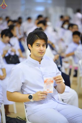 ภาพ No.159554:สัมมนาพิเศษและพิธีมอบองค์พระธรรมกาย 2,000 องค์ ณ ห้องแก้วสารพัดนึก 1 วัดพระธรรมกาย วันอาทิตย์ต้นเดือนที่ 6 ตุลาคม พ.ศ. 2567