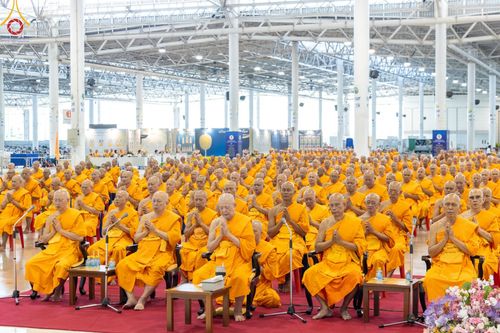 ภาพ No.151240:พิธีบูชาข้าวพระ ในวันอาทิตย์ต้นเดือน วันที่ 1 กันยายน พ.ศ. 2567 ณ สภาธรรมกายสากล วัดพระธรรมกาย