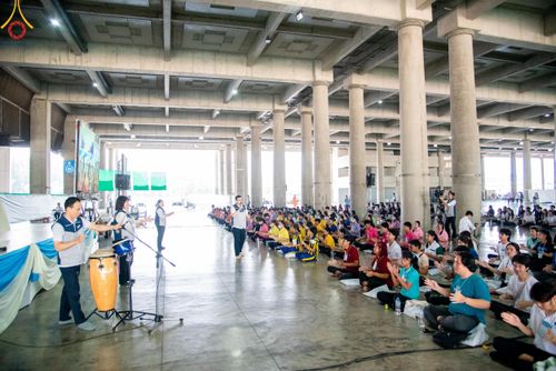 ภาพ No.59429:การอบรมอาสาสมัคร  เตรียมงานและจัดถวายภัตตาหาร แด่พระสังฆาธิการ 10,000 กว่าวัดทั่วประเทศ ในวันที่ 21-22 เมษายน พ.ศ.2567 เพื่องานวันคุ้มครองโลก จัดโดย ชมรมพุทธศาสตร์สากลฯ