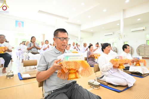 ภาพ No.153498:โครงการปฏิบัติธรรม อุบาสกแก้ว อุบาสิกาแก้ว รุ่นที่ 1 จัดขึ้น ณ ศูนย์ปฏิบัติธรรมพนมสารคาม (เพชรตะวัน)  จังหวัดฉะเชิงเทรา ระหว่างวันที่ 6-8 กันยายน พ.ศ. 2567