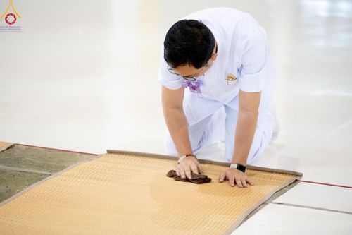 ภาพ No.134651:V.35 เพื่อบุญต้นเดือน การรับบุญของเจ้าหน้าที่หน่วยงานต่างๆ เพื่องานบุญวันอาทิตย์ต้นเดือน ณ วัดพระธรรมกาย วันที่ 7 เมษายน พ.ศ. 2567