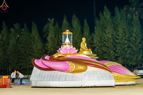 ภาพ No.108859:V.6 บุญเข้า การเตรียมงาน เก็บงาน การรับบุญของเจ้าหน้าที่หน่วยงานต่างๆ เพื่อโครงการธรรมยาตรา กตัญญูบูชามหาปูชนียาจารย์ พระมงคลเทพมุนี (สด จนฺทสโร) พระผู้ปราบมาร อนุสรณ์สถาน 7 แห่ง ปีที่ 12 ระหว่างวันที่ 2 - 31 มกราคม พ.ศ.2567