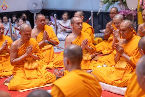 ภาพ No.180745:พิธีบรรพชาอุปสมบท โครงการอุปสมบทบูชาธรรมมหาปูชนียาจารย์ ประจำปีพุทธศักราช 2567 วันเสาร์ที่ 7 ธันวาคมพ.ศ. 2567 ณ วัดพระธรรมกาย จ.ปทุมธานี