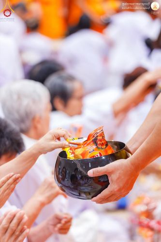 ภาพ No.152284:โครงการอบรมอุบาสก อุบาสิกาแก้ว ตัวแทนทอดกฐิน 30,000 วัด ทั่วไทย ระหว่างวันที่ 6-8 กันยายน พ.ศ. 2567 ณ ศูนย์อบรมเยาวชนกาญจนบุรี