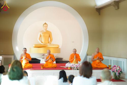 ภาพ No.328703:วันอาทิตย์ที่ 10 พฤษภาคม พ.ศ. 2569 พิธีสักการะพระบรมสารีริกธาตุ ณ วัดพระธรรมกายเบลเยียม