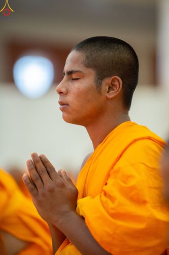 ภาพ No.79992:สามเณรฟังธรรม ปฎิบัติธรรม ในโครงการบรรพชาสามเณรหมู่ ประเทศเนปาล วันที่ 20 มีนาคม พ.ศ.2566