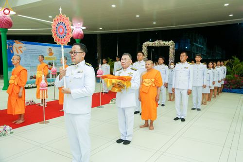ภาพ No.78562:พิธีต้อนรับสัญญาบัตร พัดยศ ผ้าไตรและถวายมุทิตาสักการะฯ พระครูสิทธิรัตนวิเทศ และ พระครูวิเทศสันติคุณ วันอังคารที่ 28 มีนาคม พ.ศ. 2566 ณ อุโบสถวัดพระธรรมกาย