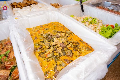 ภาพ No.306342:วันที่ 30 มกราคม พ.ศ. 2569 พิธีถวายภัตตาหารเป็นสังฆทาน แด่พระธรรมยาตรา ณ วัดพระธรรมกาย  จังหวัดปทุมธานี ในโครงการธรรมยาตรา กตัญญูบูชา มหาปูชนียาจารย์ พระมงคลเทพมุนี(สด จนฺทสโร) พระผู้ปราบมาร อนุสรณ์สถาน 7 แห่ง ปีที่ 14