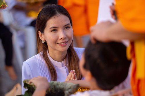 ภาพ No.78529:พิธีตัดปอยผม โครงการหน่อแก้วเปรียญธรรมรุ่นที่ 11  วันที่ 26 มีนาคม พ.ศ.2566  ณ หมู่กุฏิสามเณร อาคารค่ายจองแชมป์ วัดพระธรรมกาย