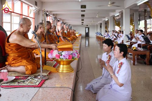 ภาพ No.300395:วันที่ 22 มกราคม พ.ศ. 2569 พิธีทอดผ้าป่าทำนุบำรุงศาสนสถาน ณ วัดรางกำหยาด ต.บางภาษี อ.บางเลน จ.นครปฐม ในโครงการธรรมยาตรา กตัญญูบูชา มหาปูชนียาจารย์ พระมงคลเทพมุนี(สด จนฺทสโร) พระผู้ปราบมาร อนุสรณ์สถาน 7 แห่ง ปีที่ 14