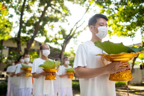 ภาพ No.83208:พิธีตัดปอยผมและปลงผม ในโครงการบรรพชาอุปสมบทหมู่ ธรรมทายาทนานาชาติ (ภาคภาษาจีน) รุ่นที่ 18 ณ วัดพระธรรมกาย วันเสาร์ที่ 8 กรกฎาคม พ.ศ.2566