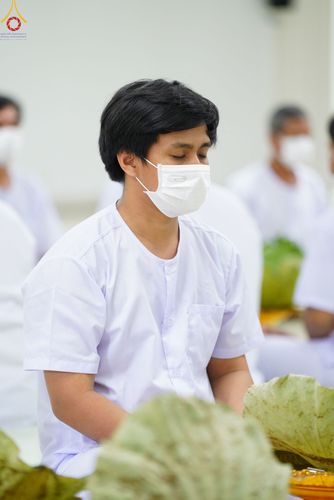 ภาพ No.78605:พิธีตัดปอยผมและปลงผมนาคธรรมทายาท  โครงการบรรพชาและอุปสมบทหมู่ วันคุ้มครองโลก วันที่ 26 มีนาคม พ.ศ.2566 ณ หมู่บ้านบรรลุธรรม วัดพระธรรมกาย