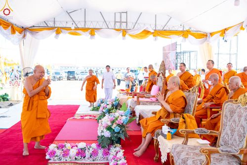 ภาพ No.79476:พิธีเททองหล่อพระประธาน ประจำอุโบสถวัดสายสุวพรรณ ณ มณฑลพิธีฯ ธรรมอุทยาน สัตตมหาสถาน หน้าอุโบสถวัดสายสุวพรรณ ต.คลองสี่ อ.คลองหลวง จ.ปทุมธานี วันเสาร์ที่ 1 เมษายน พ.ศ. 2566