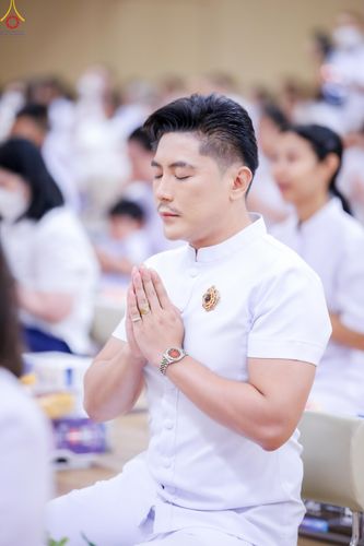 ภาพ No.341817:วันพุธที่ 29 กรกฎาคม พ.ศ. 2569 พิธีถวายผ้าอาบน้ำฝน เทียนพรรษาและประทีปโคมไฟ ณ ห้องแก้วสารพัดนึก 2 สภาธรรมกายสากล วัดพระธรรมกาย