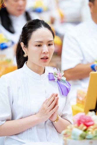 ภาพ No.343587:วันที่ 16 สิงหาคม พ.ศ.2569 พิธีถวายคิลานเภสัช และอุปกรณ์ทางการแพทย์ ณ ห้องแก้วสารพัดนึก2 วัดพระธรรมกาย