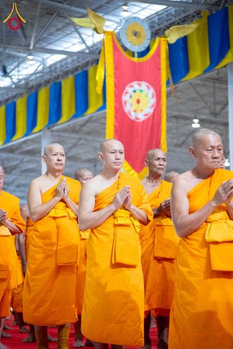 ภาพ No.308707:วันที่ 1 กุมภาพันธ์ พ.ศ. 2569 พิธีรับประกาศนียบัตร และพระของขวัญพระธรรมยาตรา ณ สภาธรรมกายสากล วัดพระธรรมกาย จ.ปทุมธานี