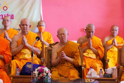 ภาพ No.298330:วันที่ 17 มกราคม พ.ศ. 2569  พิธีเจริญพระพุทธมนต์ ปฏิบัติธรรม มอบทุนการศึกษา ถวายสังฆทาน 109 วัด โครงการธรรมยาตราปีที่ 14 ณ วัดตะเคียน อำเภอบางกรวย จังหวัดนนทบุรี