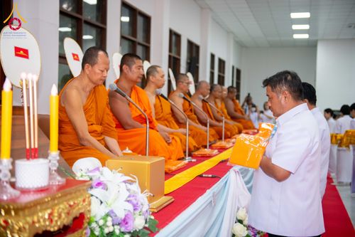 ภาพ No.316130:วันศุกร์ที่ 27 มีนาคม พ.ศ. 2569 พิธีบำเพ็ญกุศล คุณพ่อณรงค์ จินตมากุล  สิริอายุ 99 ปี 11 เดือน โยมบิดา พระครูปลัดรัตนวีรวัฒน์ (รังสฤษดิ์ อิทฺธิจินตโก) ที่ปรึกษาเจ้าคณะจังหวัดปทุมธานี เจ้าอาวาสวัดพระธรรมกาย  ณ ห้องปลูกศรัทธา 2 วัดพระธรรมกาย ปทุมธานี