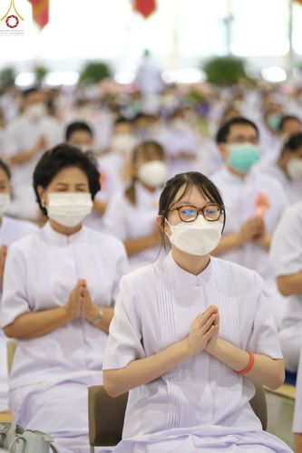 ภาพ No.65187:พิธีบูชาข้าวพระ และสาธุชนปฏิบัติธรรมร่วมกัน ในวันอาทิตย์ต้นเดือนที่ 4 ธันวาคม พ.ศ. 2565 ณ วัดพระธรรมกาย จ.ปทุมธานี