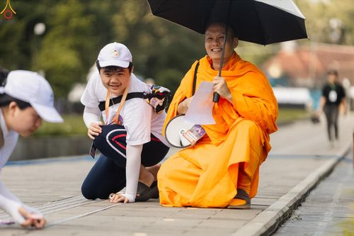 ภาพ No.331285:วันที่ 29 พฤษภาคม พ.ศ.2569 MBMI Tangerang (Majelis Agama Buddha Mahanikaya)  ได้มีการเตรียมงานเพื่อจัดงานวิสาขบูชานานาชาติ (ภาพชุดที่ 2)