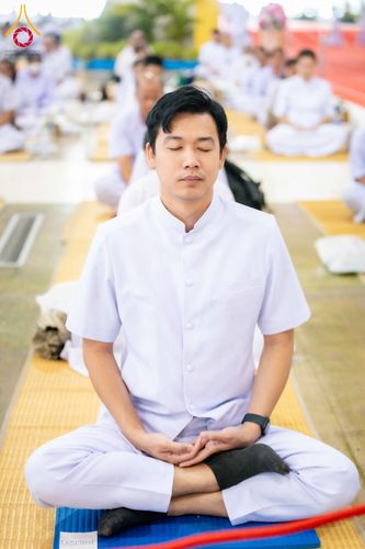 ภาพ No.318340:วันอาทิตย์ต้นเดือนที่ 5 เมษายน พ.ศ.2569 พิธีบูชาข้าวพระ ณ สภาธรรมกายสากล วัดพระธรรมกาย